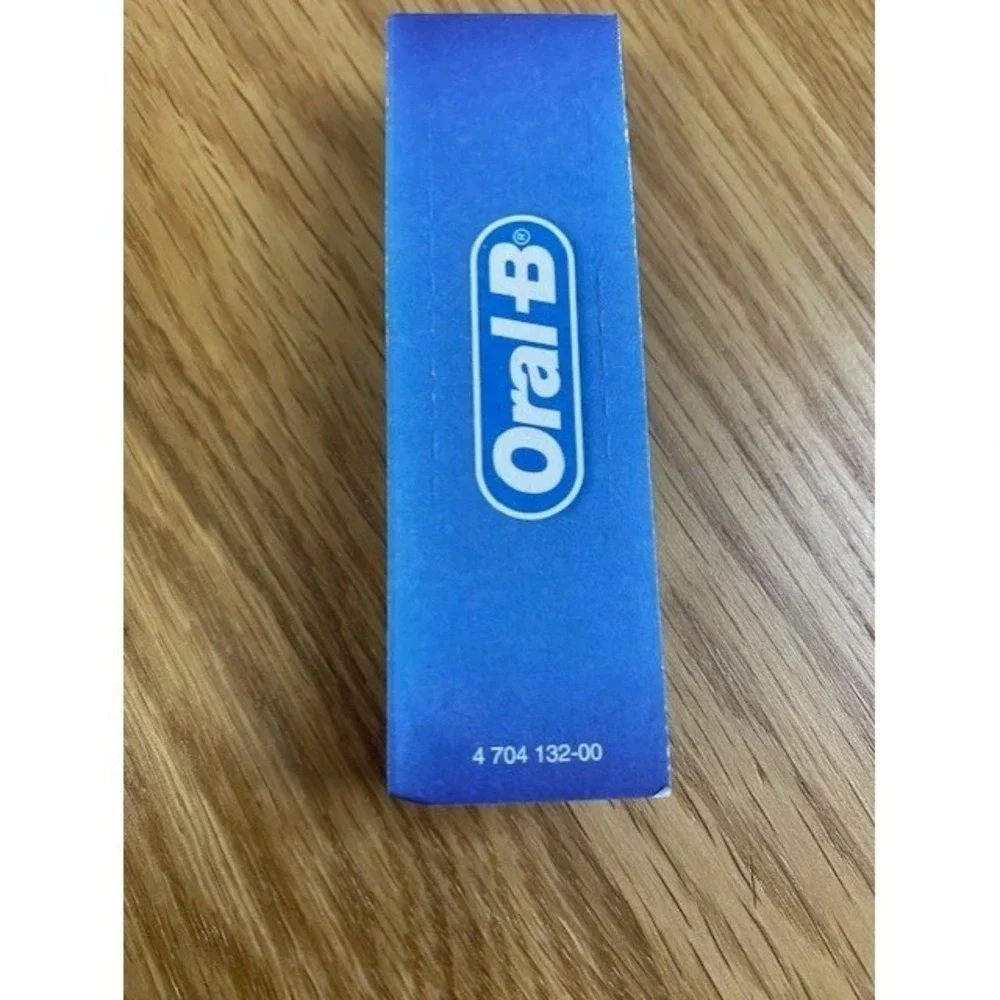 Oral-B Toothbrush Replacement Heads Unisex OS White New Lot of 6 FlossAction